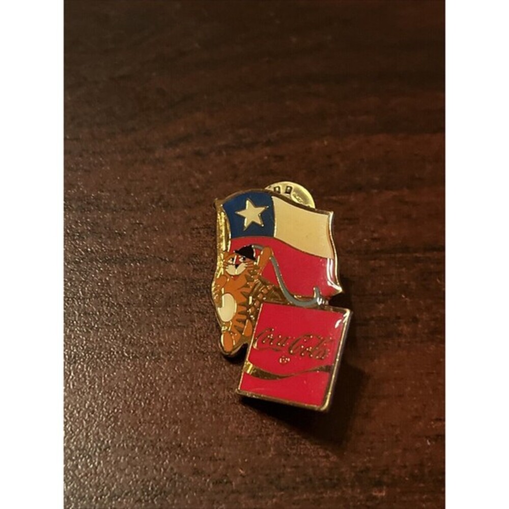 Vintage 1988 Seoul Olympics Coca Cola Hodori Tiger Chile Flag Lapel Pin